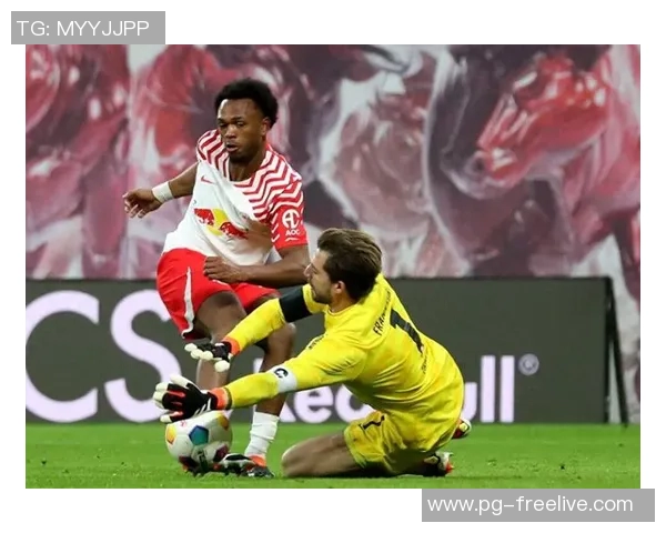 莱比锡逆转曼联全场沸腾精彩瞬间回顾与战报分析