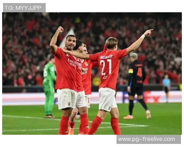 波尔图逆袭那不勒斯6比2补时进球点燃足总杯激情时刻