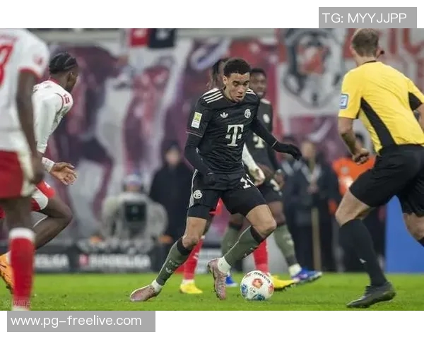 欧冠赛场冷门再现拜仁小胜莱比锡引发全场热议